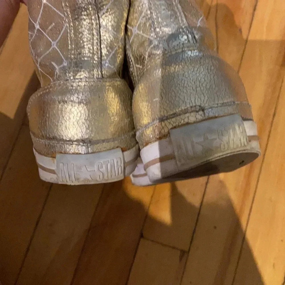 Gold converse with  diamonds - Picture 8 of 11